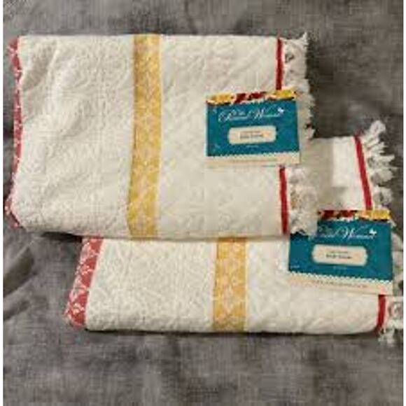 Pioneer Woman (2) Sculpted Stripe Bath 27x52 Towel 100% Cotton New! - Picture 2 of 2